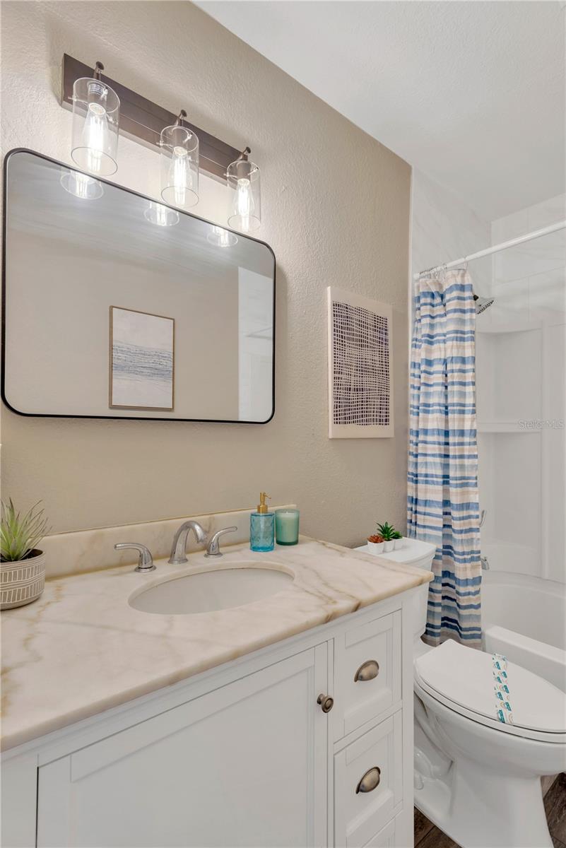 Image 9 of 18 For 6509 Englewood Avenue