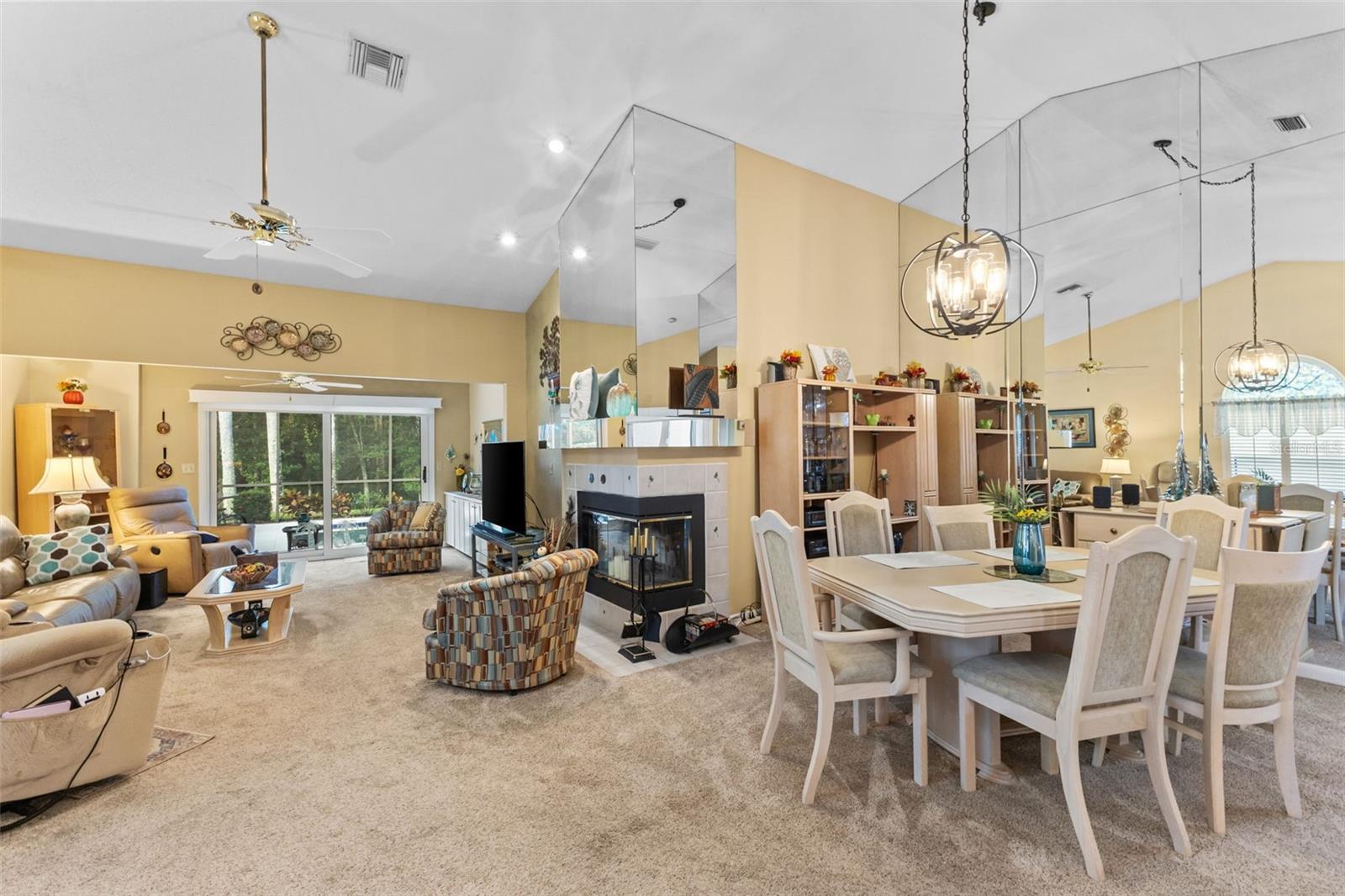 Image 11 of 35 For 3690 Darston Street