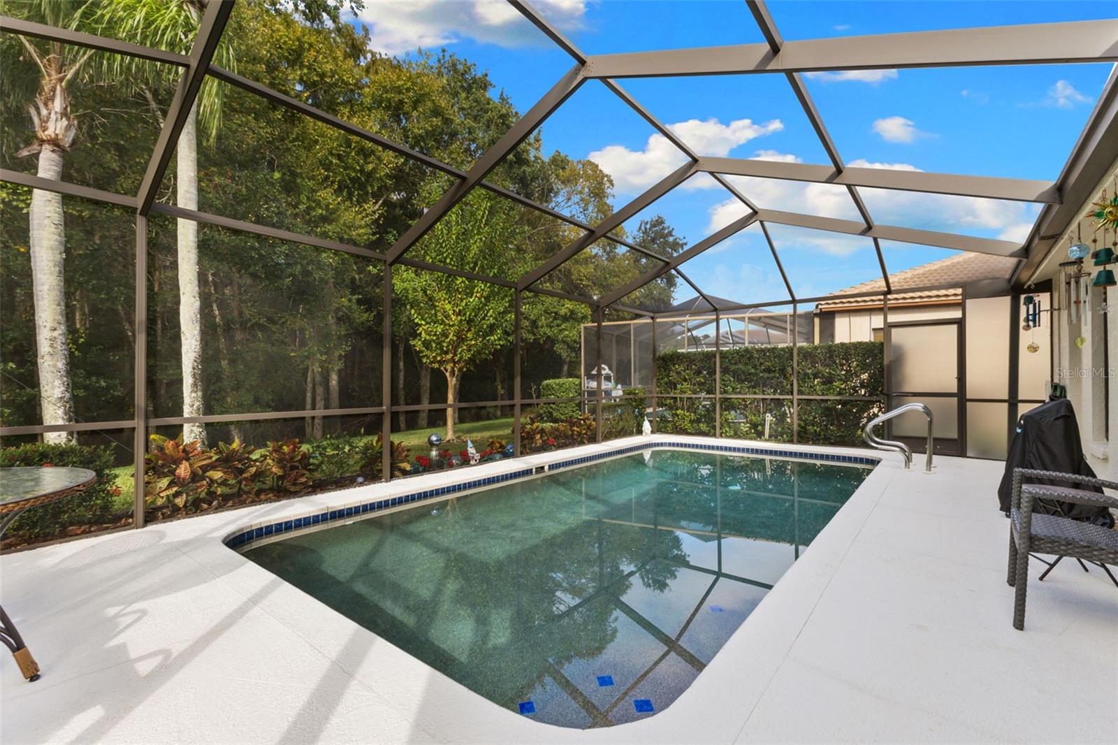 Image 26 of 35 For 3690 Darston Street