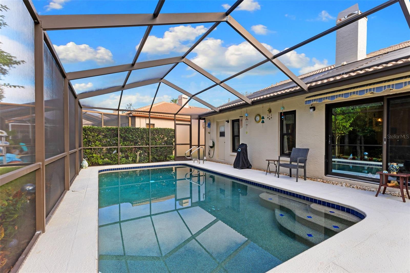 Image 27 of 35 For 3690 Darston Street