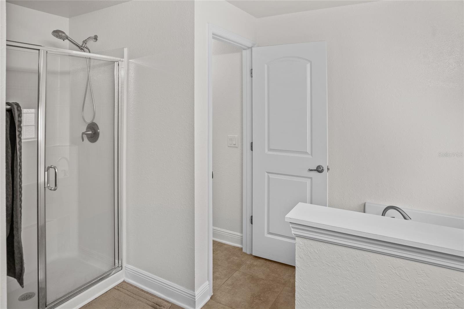 Image 18 of 29 For 9645 Jaybird Lane