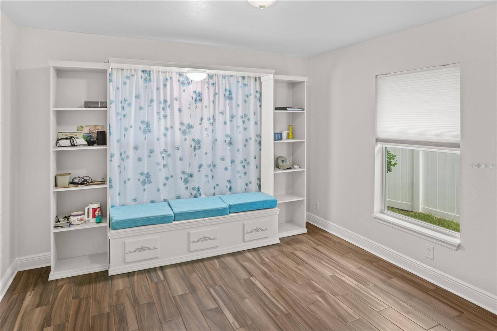 Image 21 of 29 For 9645 Jaybird Lane