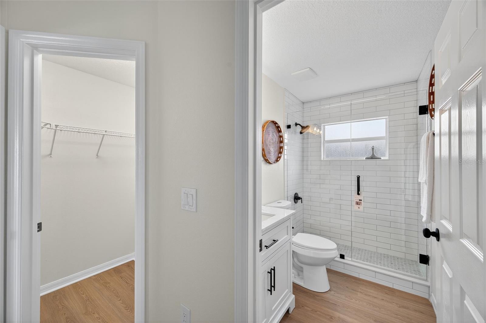 Image 22 of 58 For 2702 Saint John Street