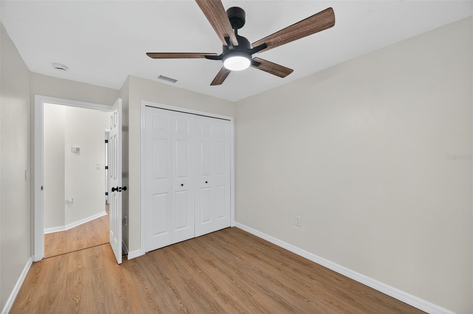 Image 28 of 58 For 2702 Saint John Street