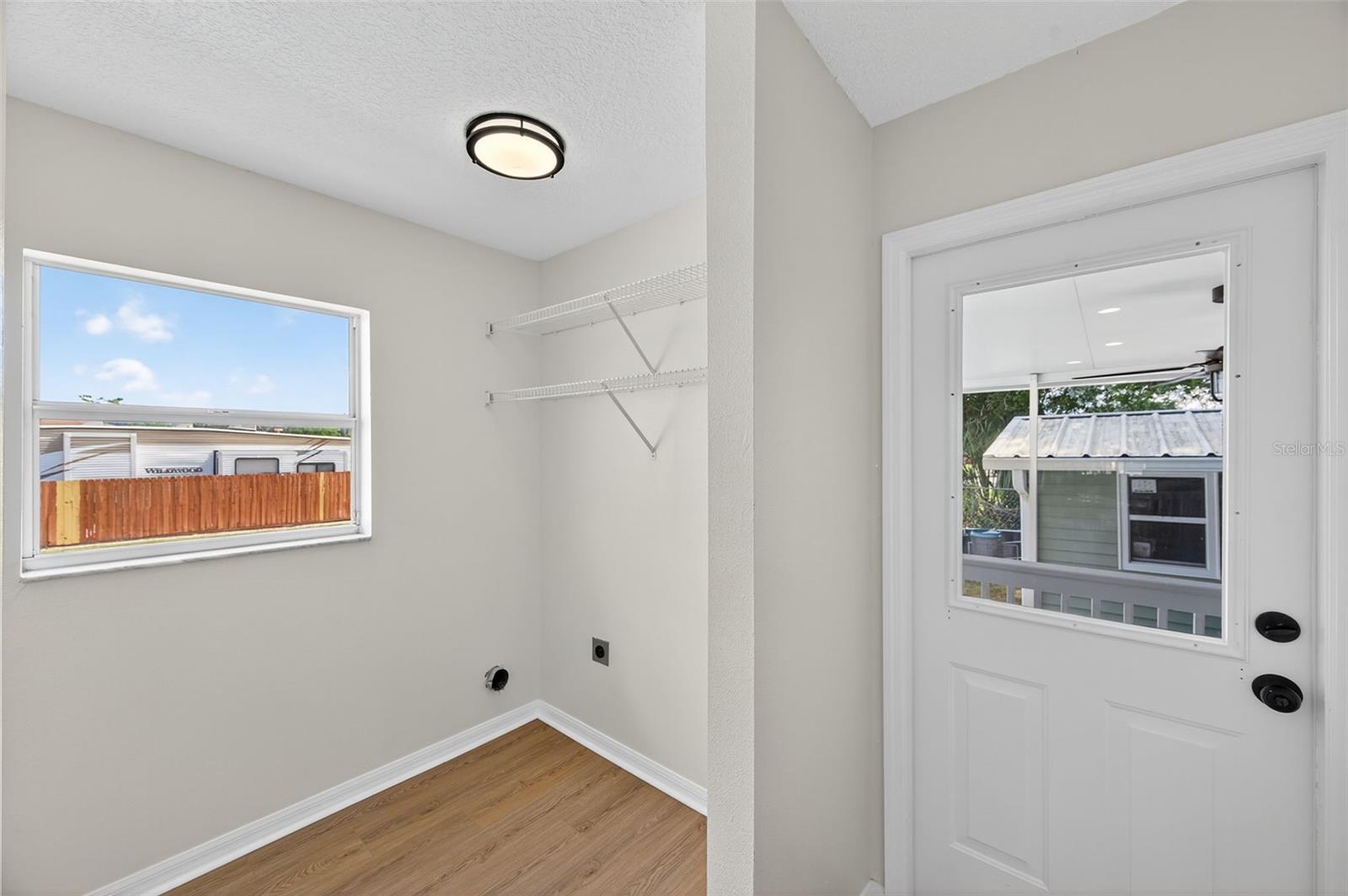 Image 39 of 58 For 2702 Saint John Street