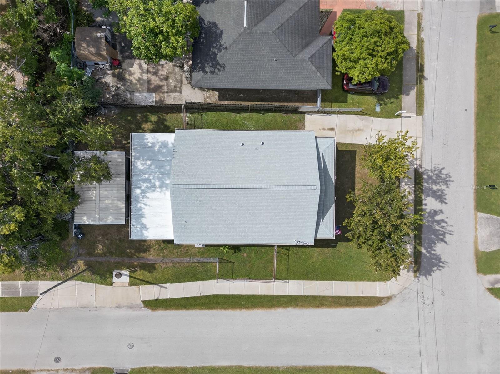 Image 53 of 58 For 2702 Saint John Street