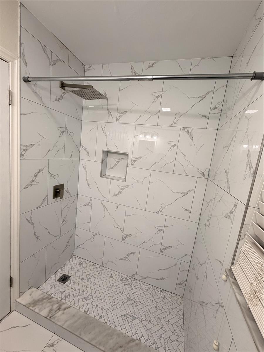 Image 10 of 15 For 1720 Park Drive