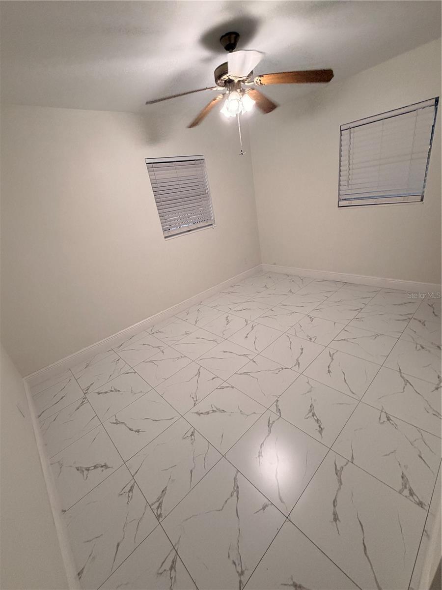 Image 12 of 15 For 1720 Park Drive