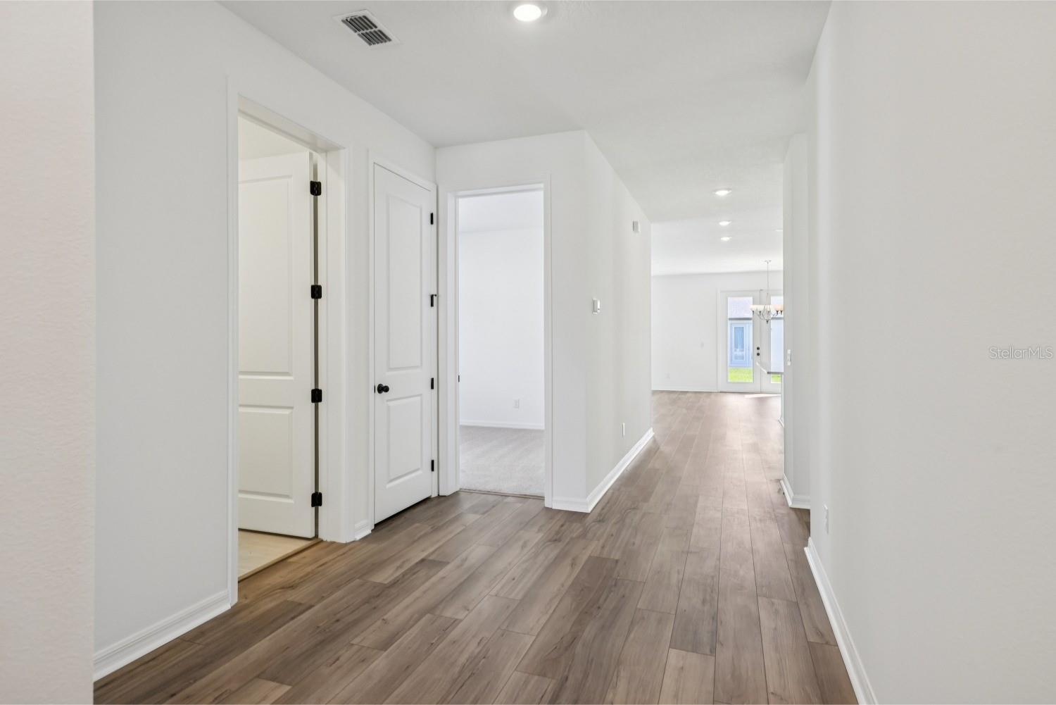 Image 5 of 42 For 5750 Cattle Ranch Dr