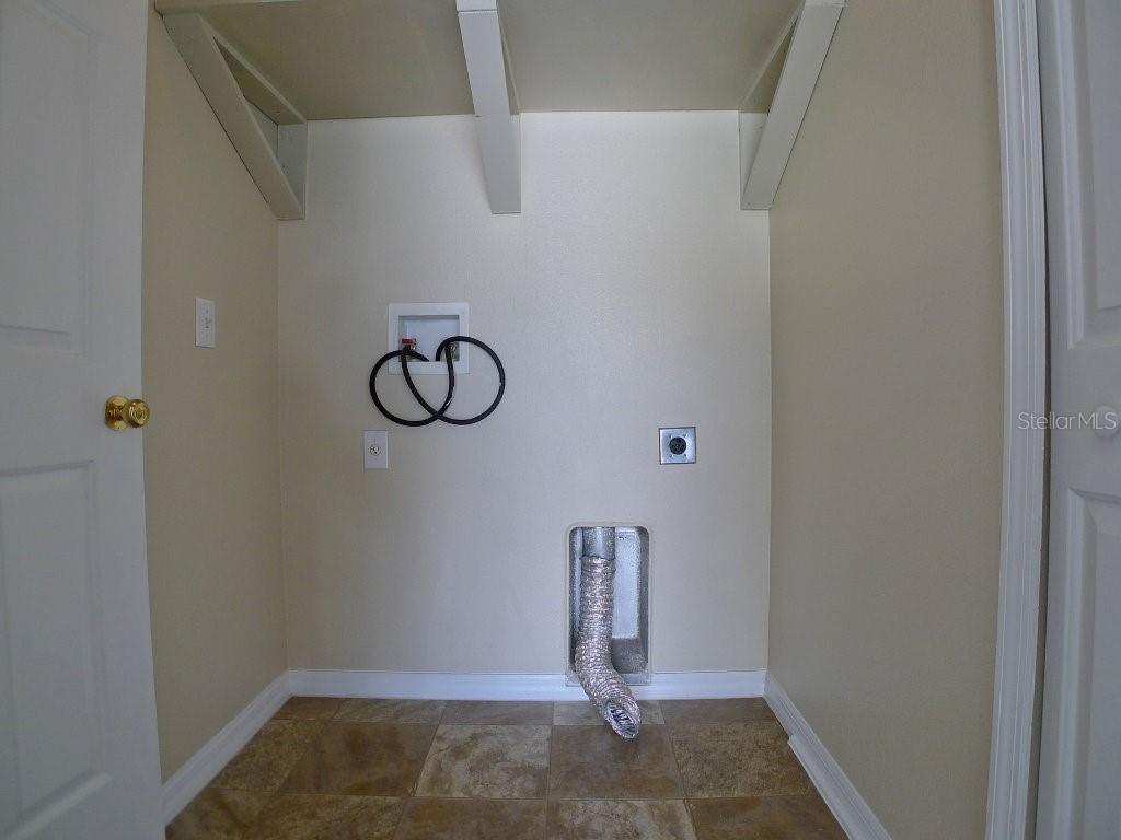 Image 4 of 24 For 6405 Pine Top Way