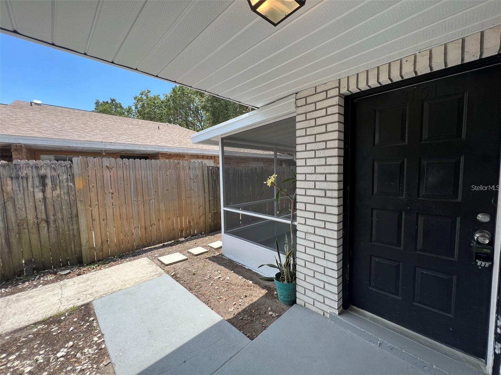 Image 2 of 13 For 3151 Bloomingdale Villas Court