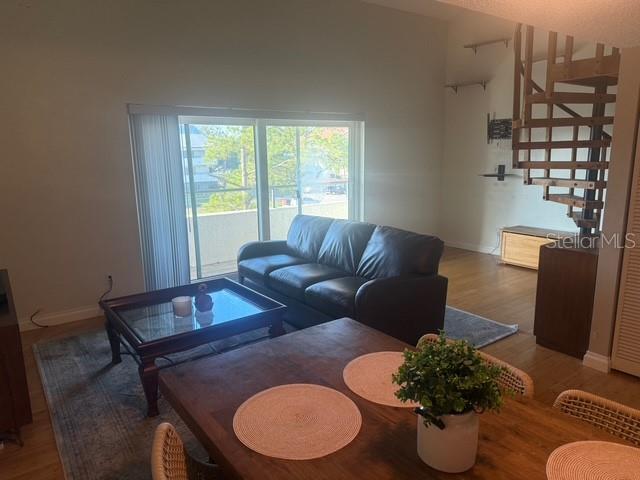 Image 4 of 27 For 2583 Countryside Boulevard 3307