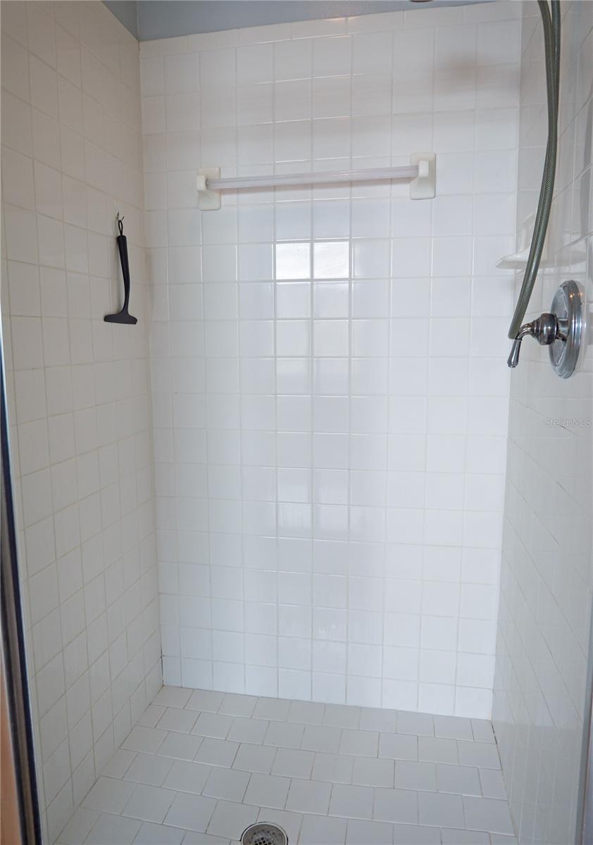 Image 21 of 41 For 4768 Ridgemoor Circle