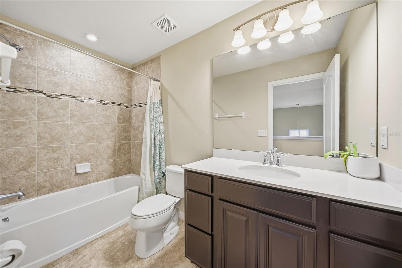 Image 14 of 21 For 10811 Verawood Drive