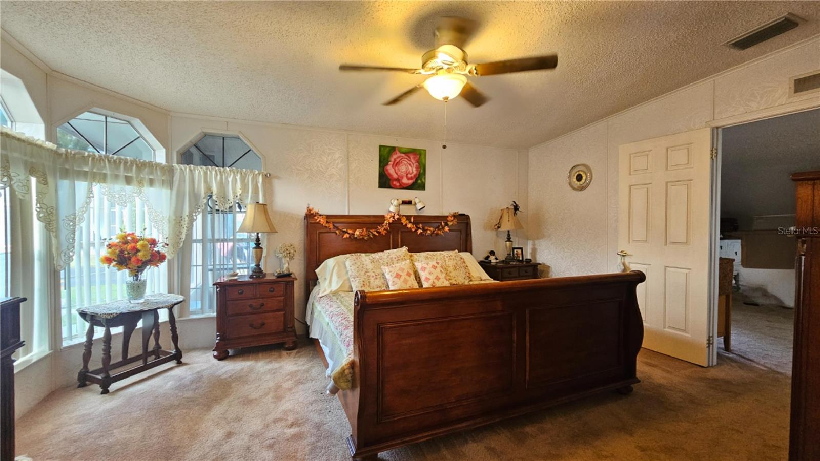 Image 18 of 30 For 8210 Bull Run Dr