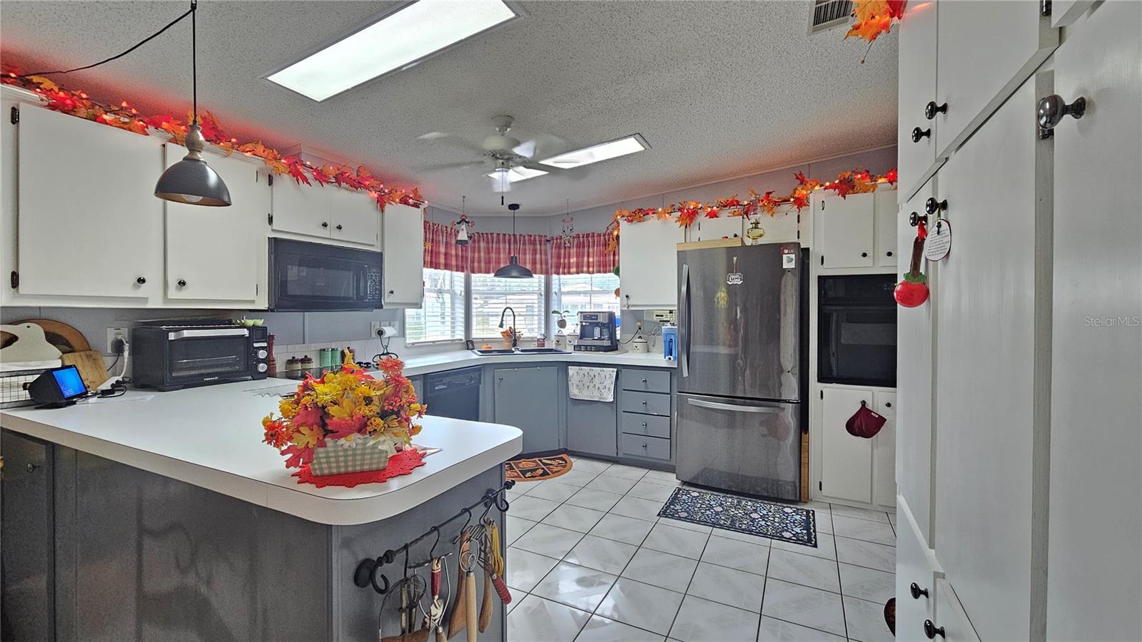 Image 8 of 30 For 8210 Bull Run Dr