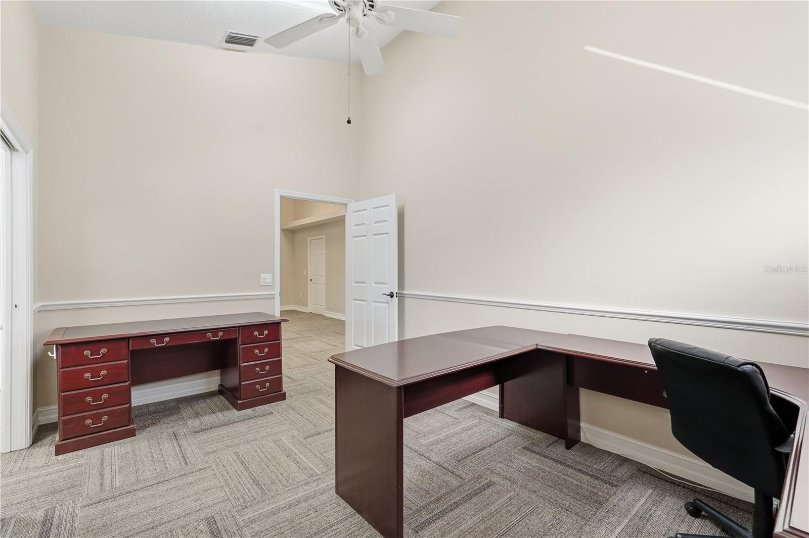 Image 11 of 19 For 8219 Massachusetts Avenue