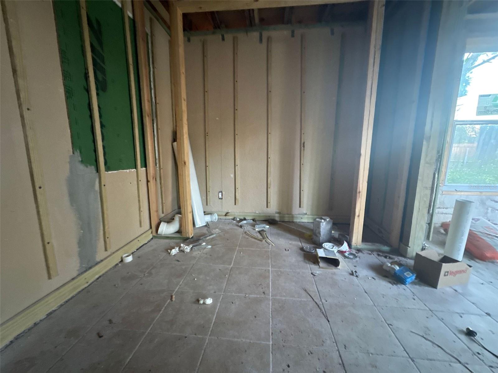 Image 24 of 41 For 5015 Green Key Road