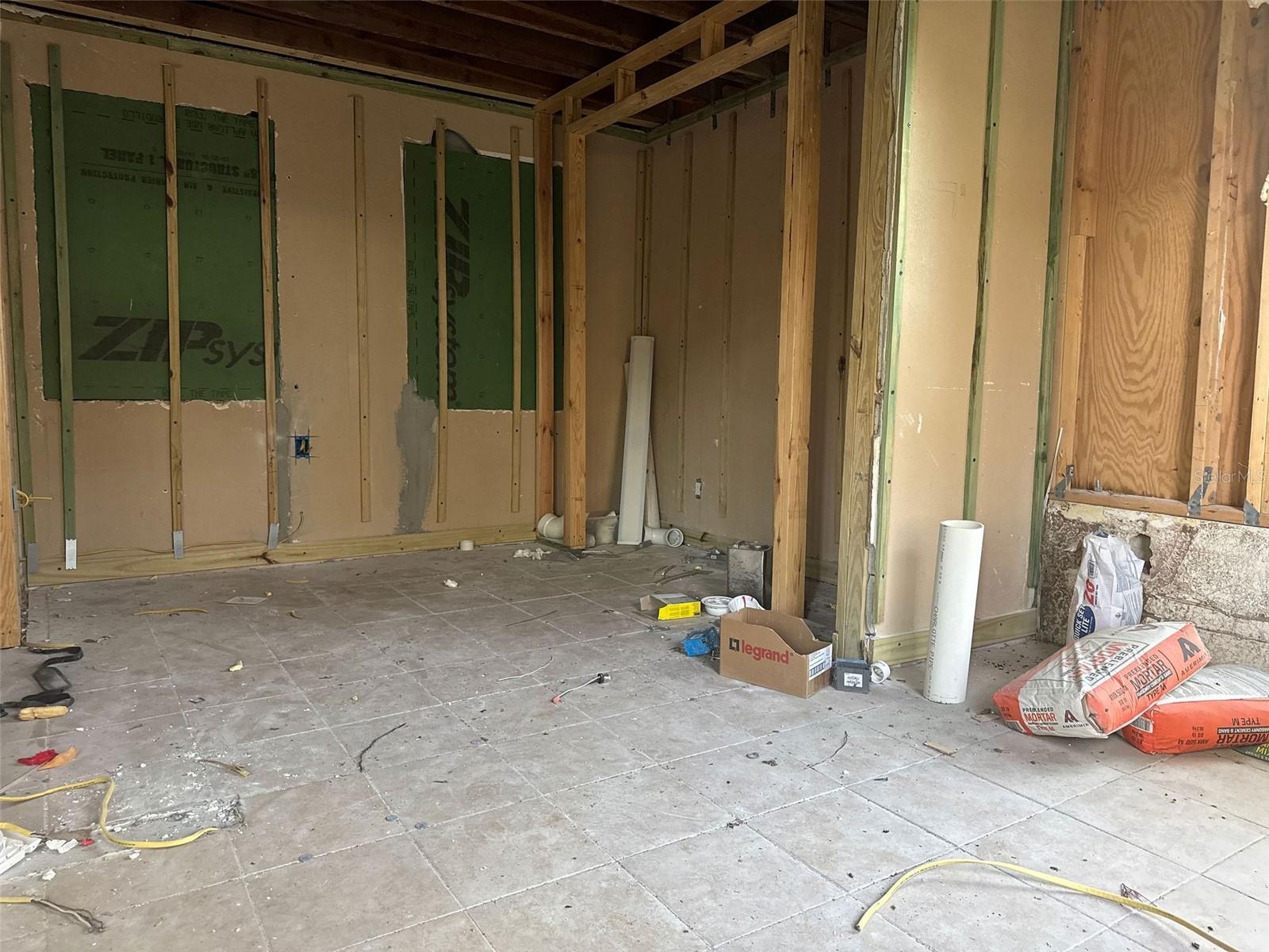 Image 4 of 41 For 5015 Green Key Road