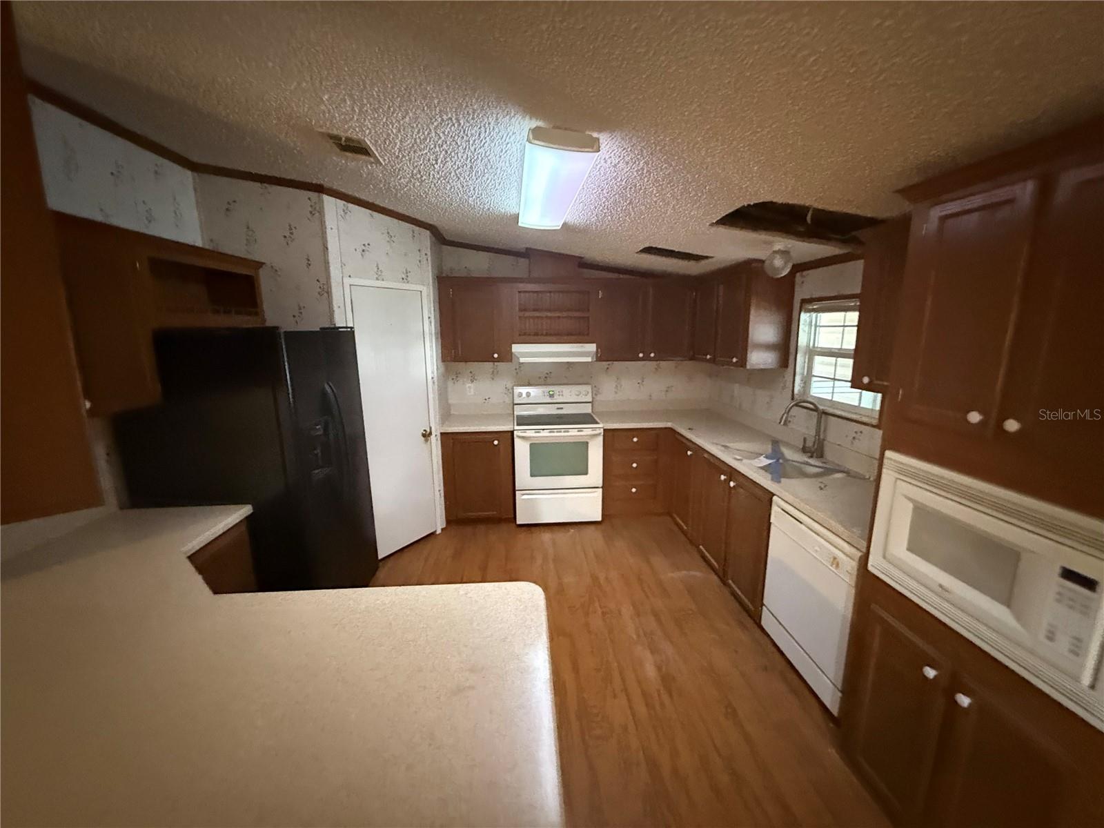 Image 6 of 17 For 37340 Tropical Drive