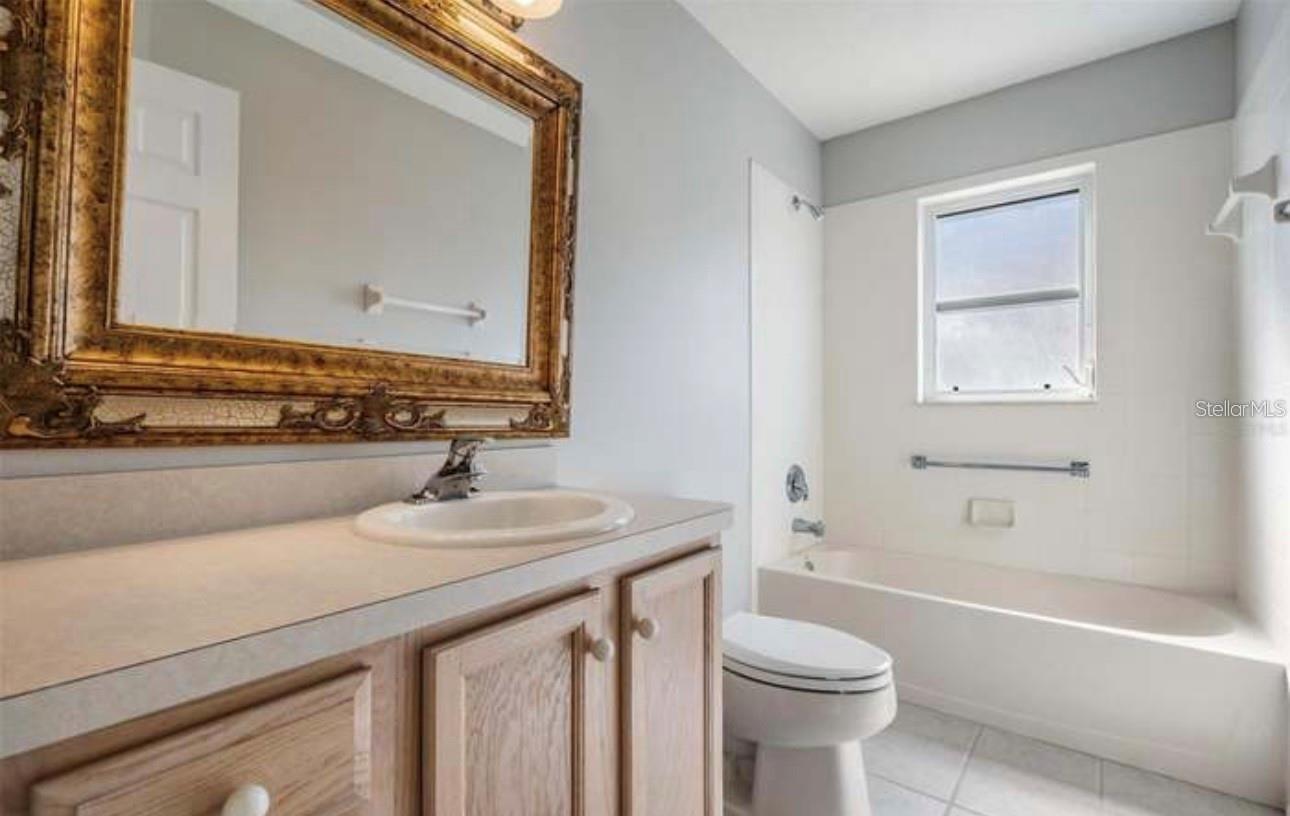 Image 15 of 35 For 1520 Canberley Court