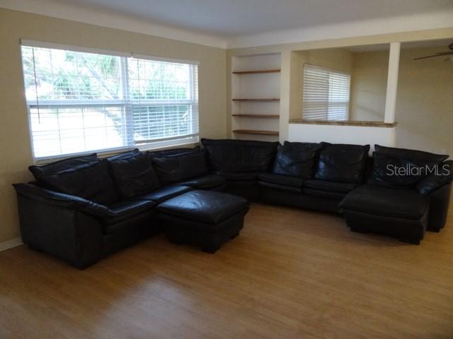 Image 15 of 42 For 6132 Dartmouth Avenue N