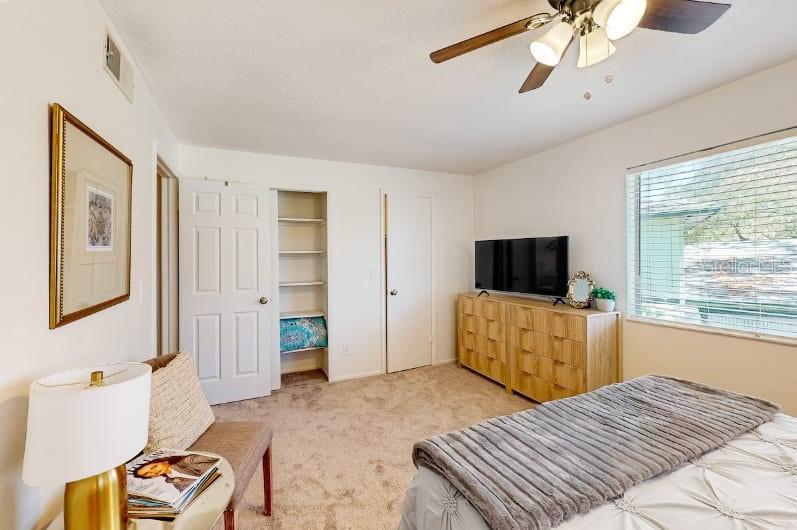 Image 17 of 19 For 2900 Lichen Lane B