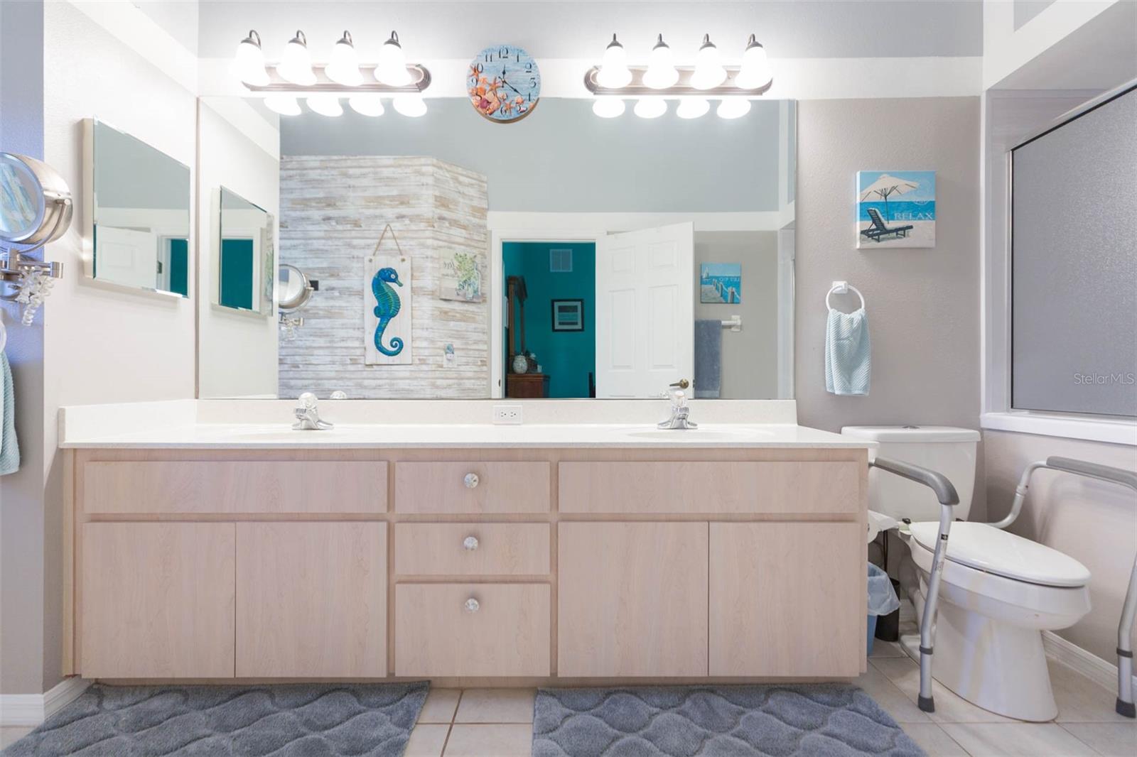 Image 31 of 60 For 11321 Copley Court