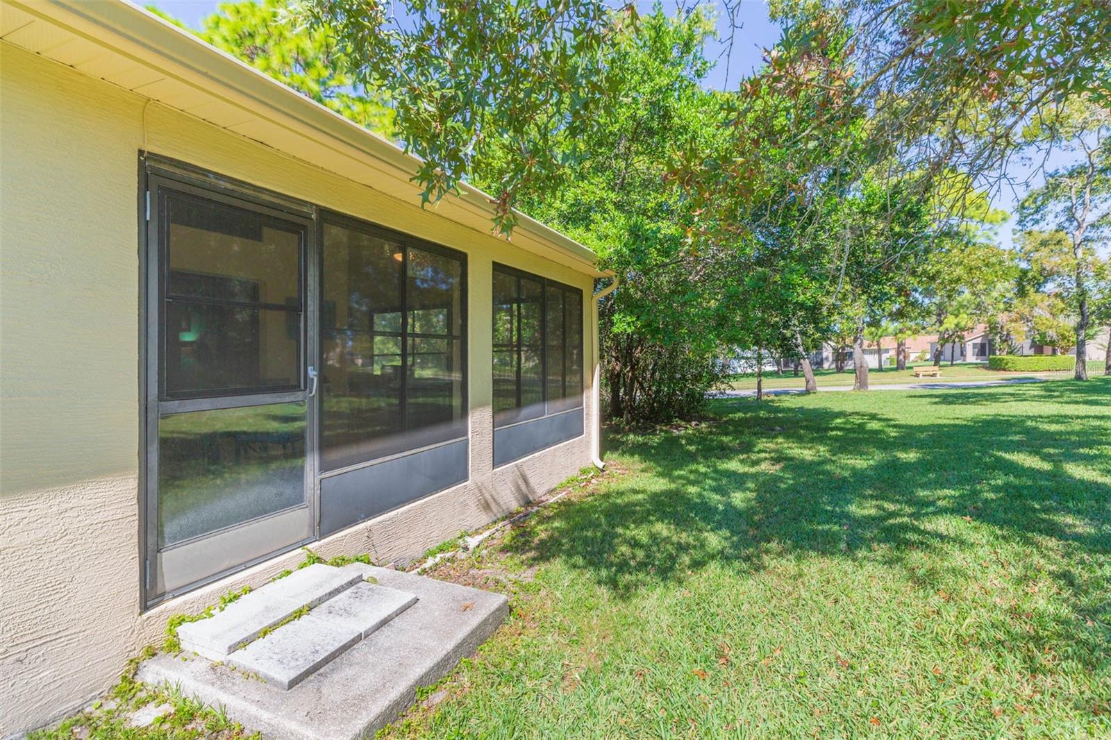 Image 37 of 60 For 11321 Copley Court