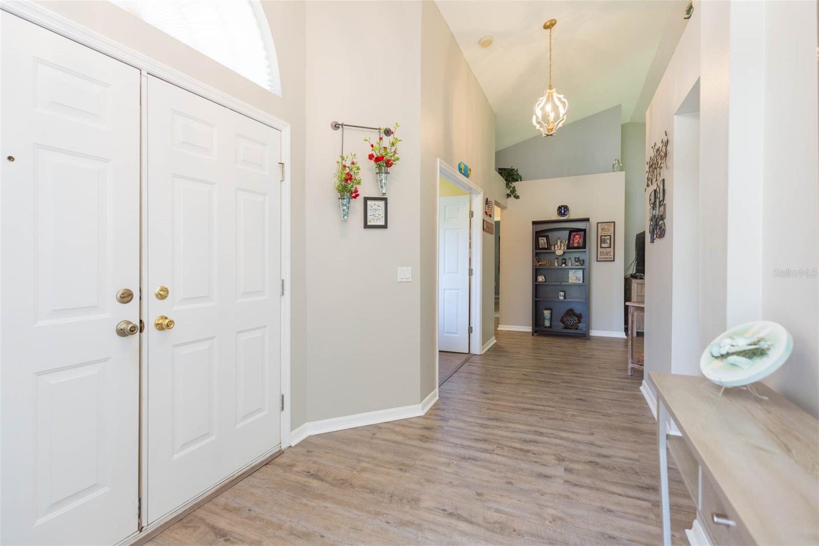 Image 6 of 60 For 11321 Copley Court