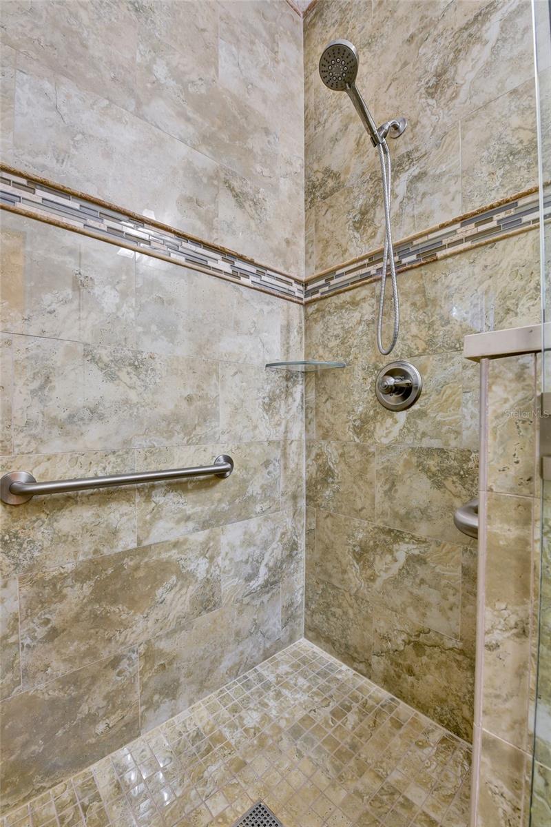 Image 13 of 27 For 3315 Price Avenue