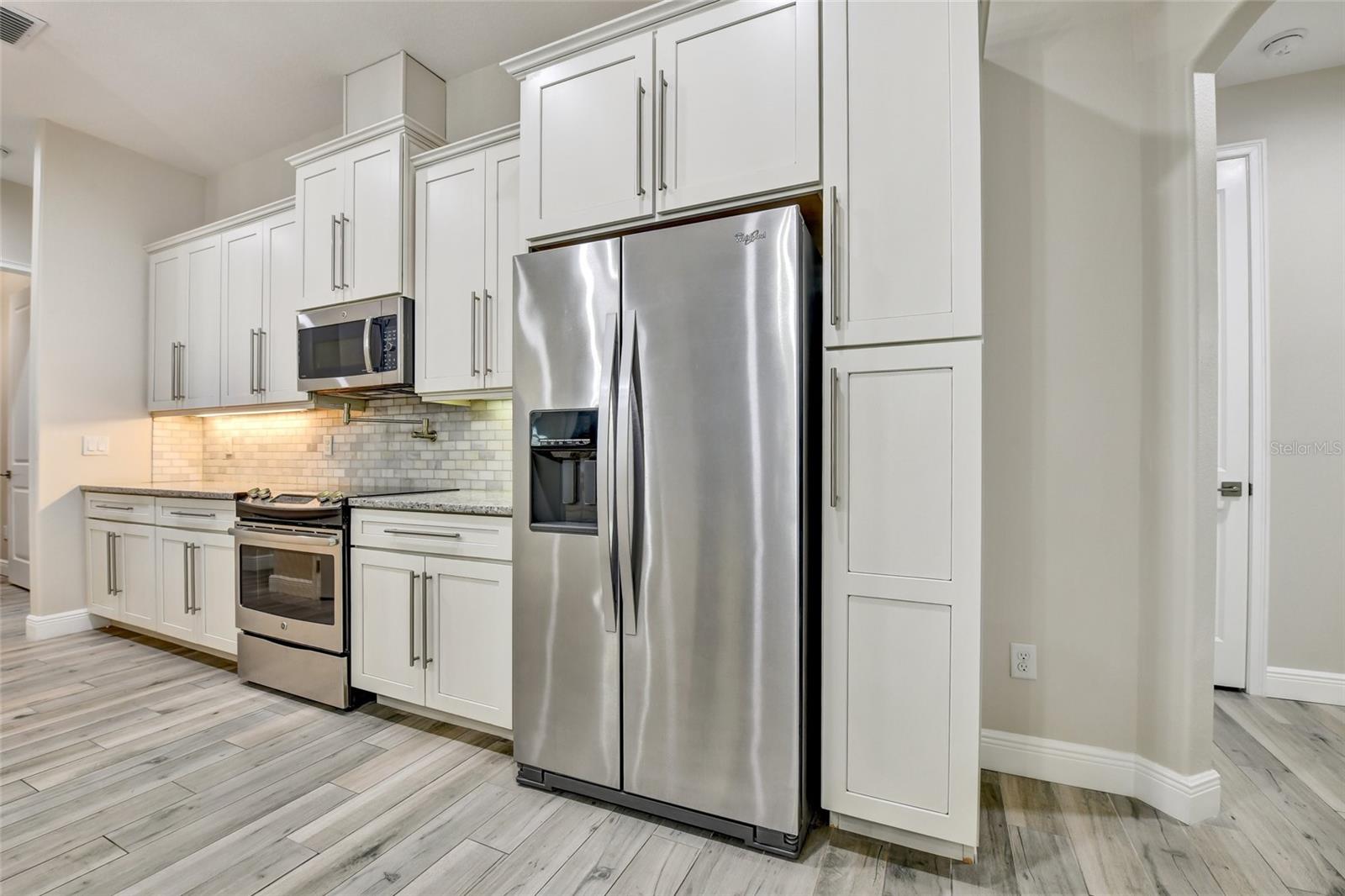 Image 9 of 27 For 3315 Price Avenue