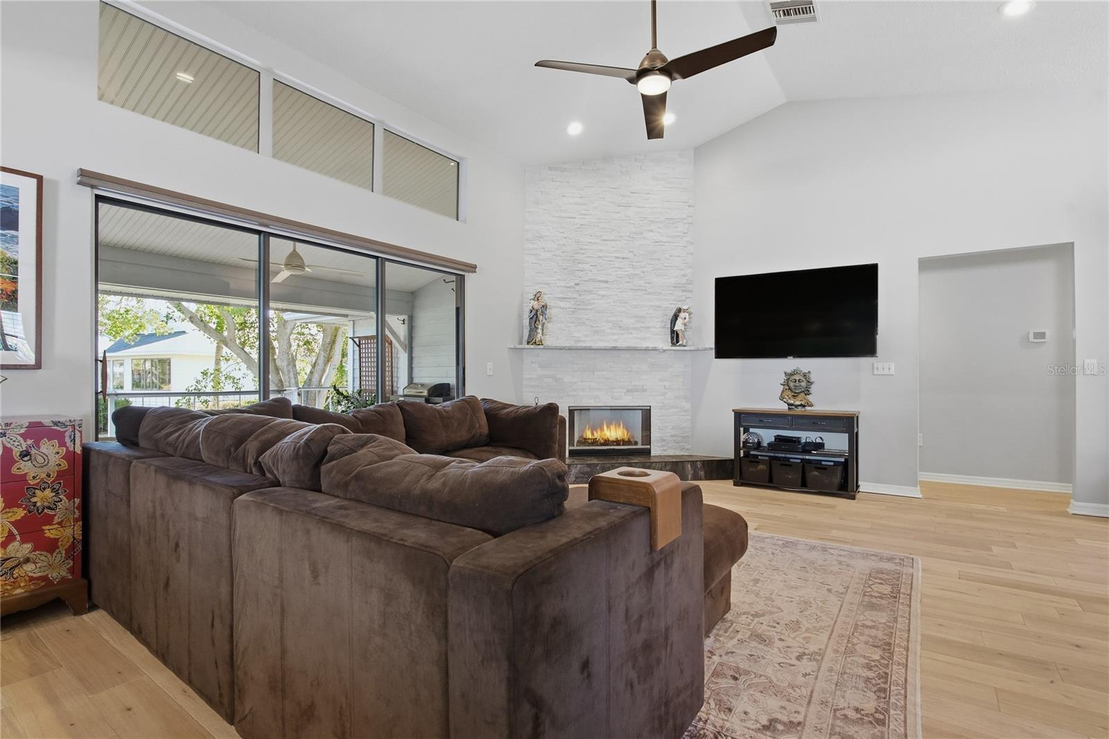 Image 20 of 91 For 1004 Osprey Court