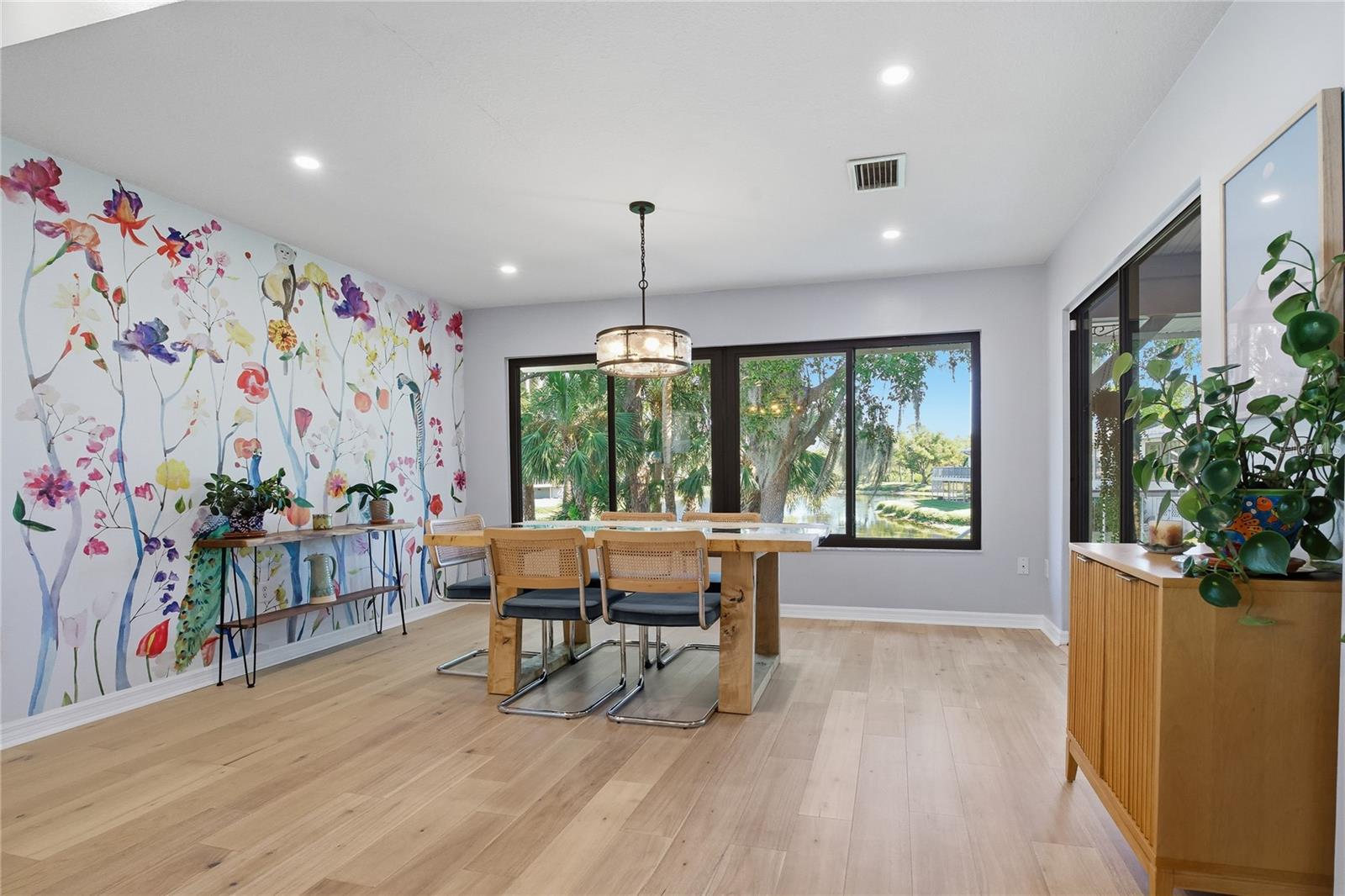 Image 27 of 91 For 1004 Osprey Court