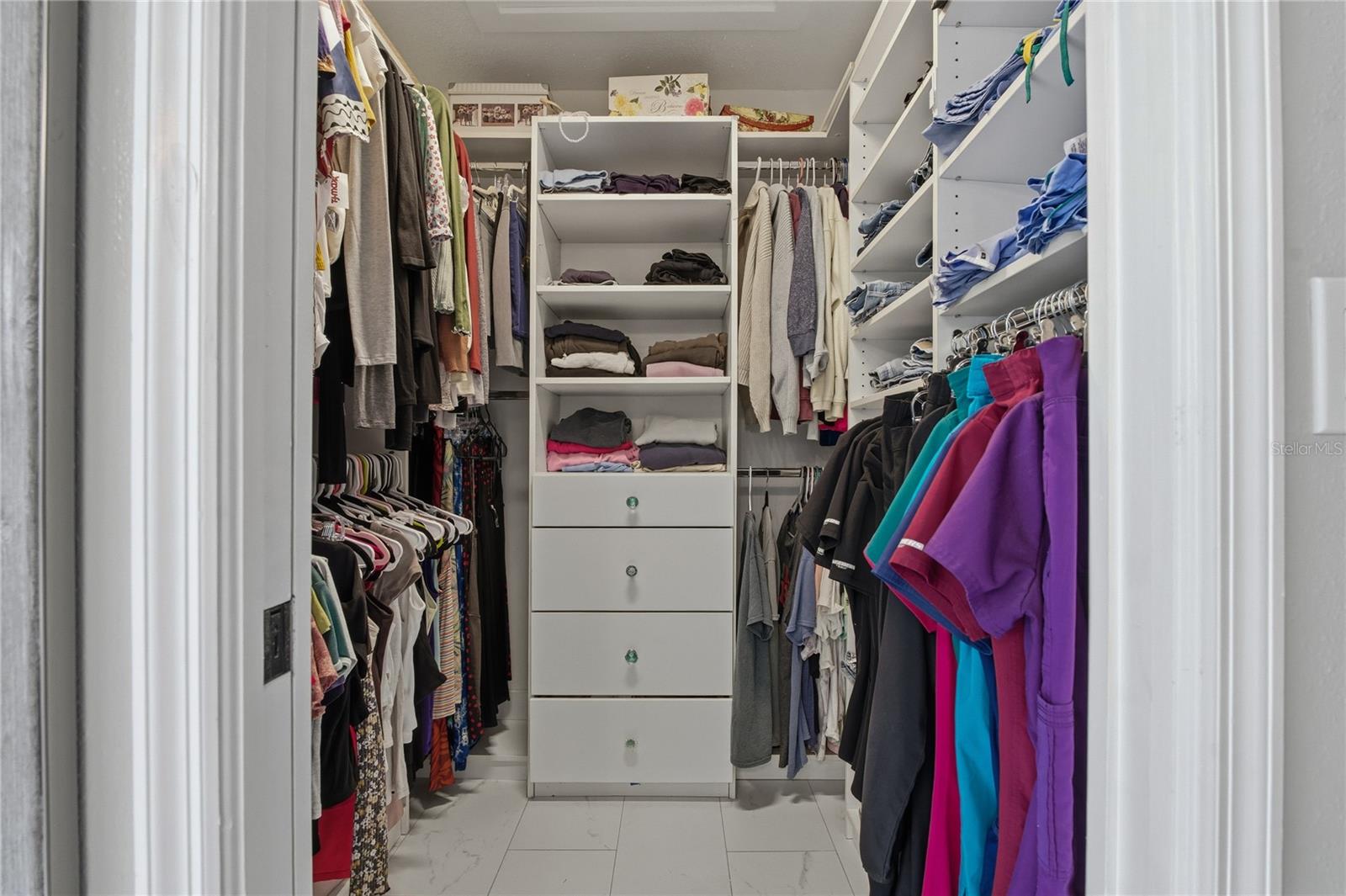 Image 35 of 91 For 1004 Osprey Court