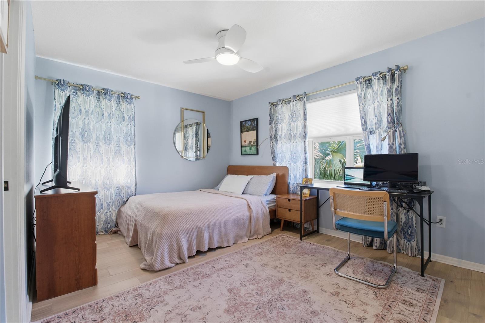 Image 42 of 91 For 1004 Osprey Court