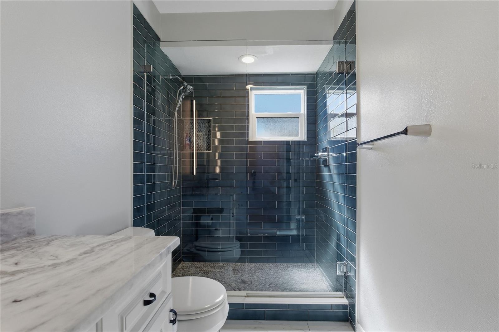 Image 44 of 91 For 1004 Osprey Court