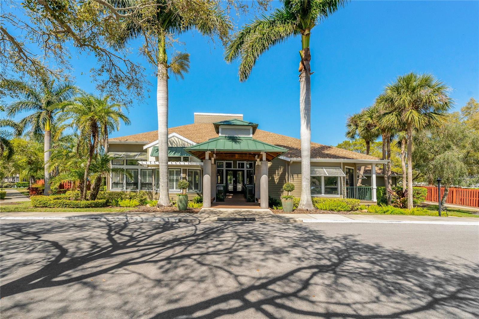 Image 46 of 91 For 1004 Osprey Court