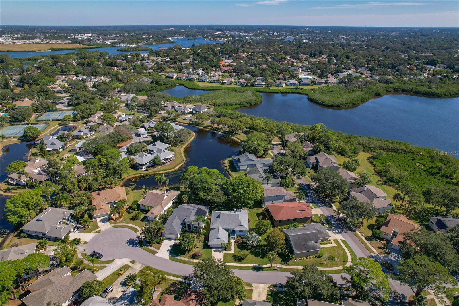 Image 77 of 91 For 1004 Osprey Court