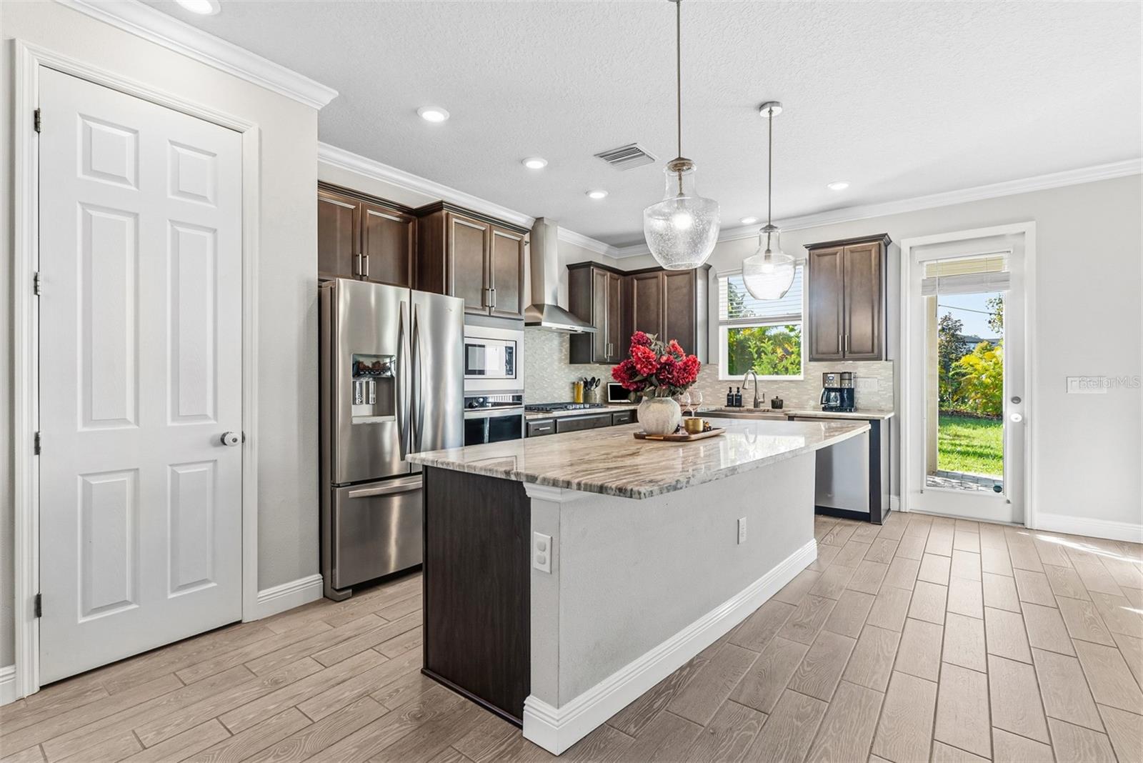 Image 17 of 82 For 5423 Del Coronado Drive