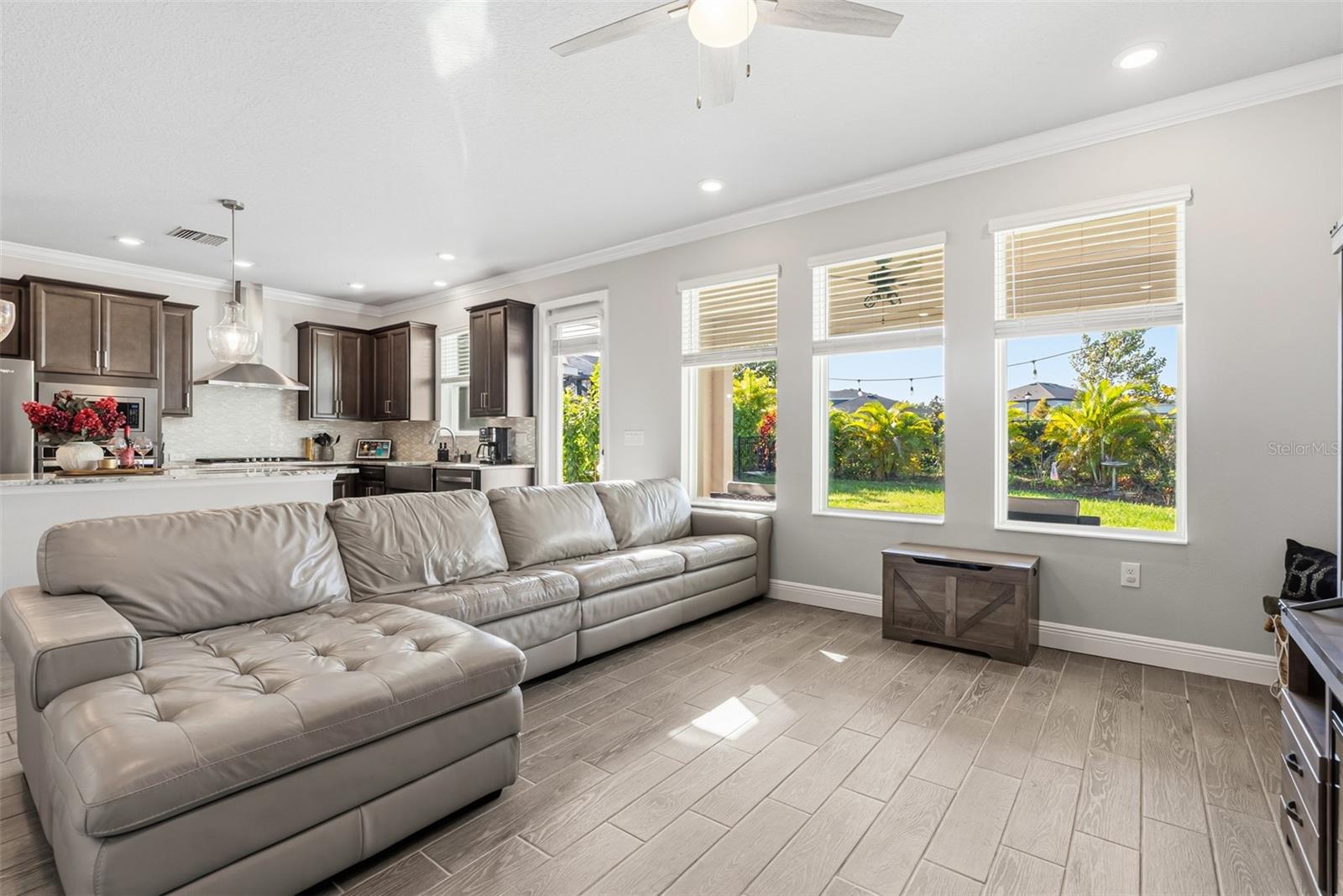 Image 27 of 82 For 5423 Del Coronado Drive