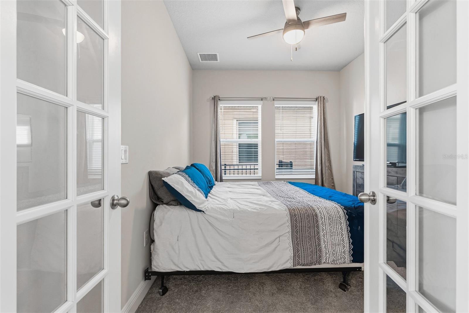 Image 28 of 82 For 5423 Del Coronado Drive