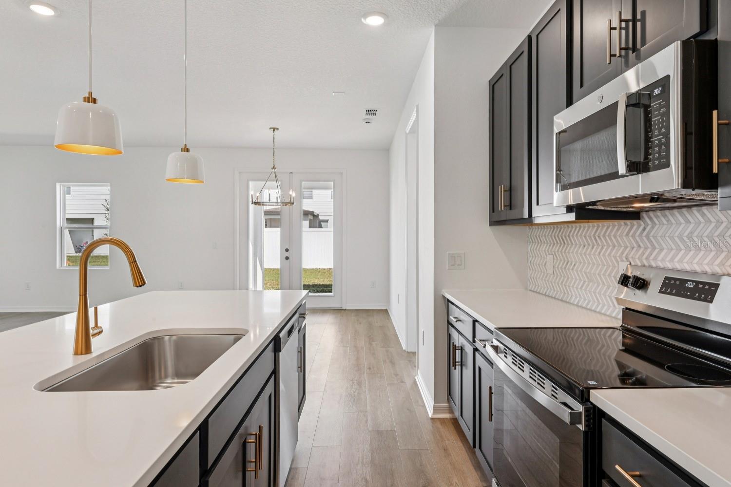 Image 10 of 36 For 5721 Haystack Dr