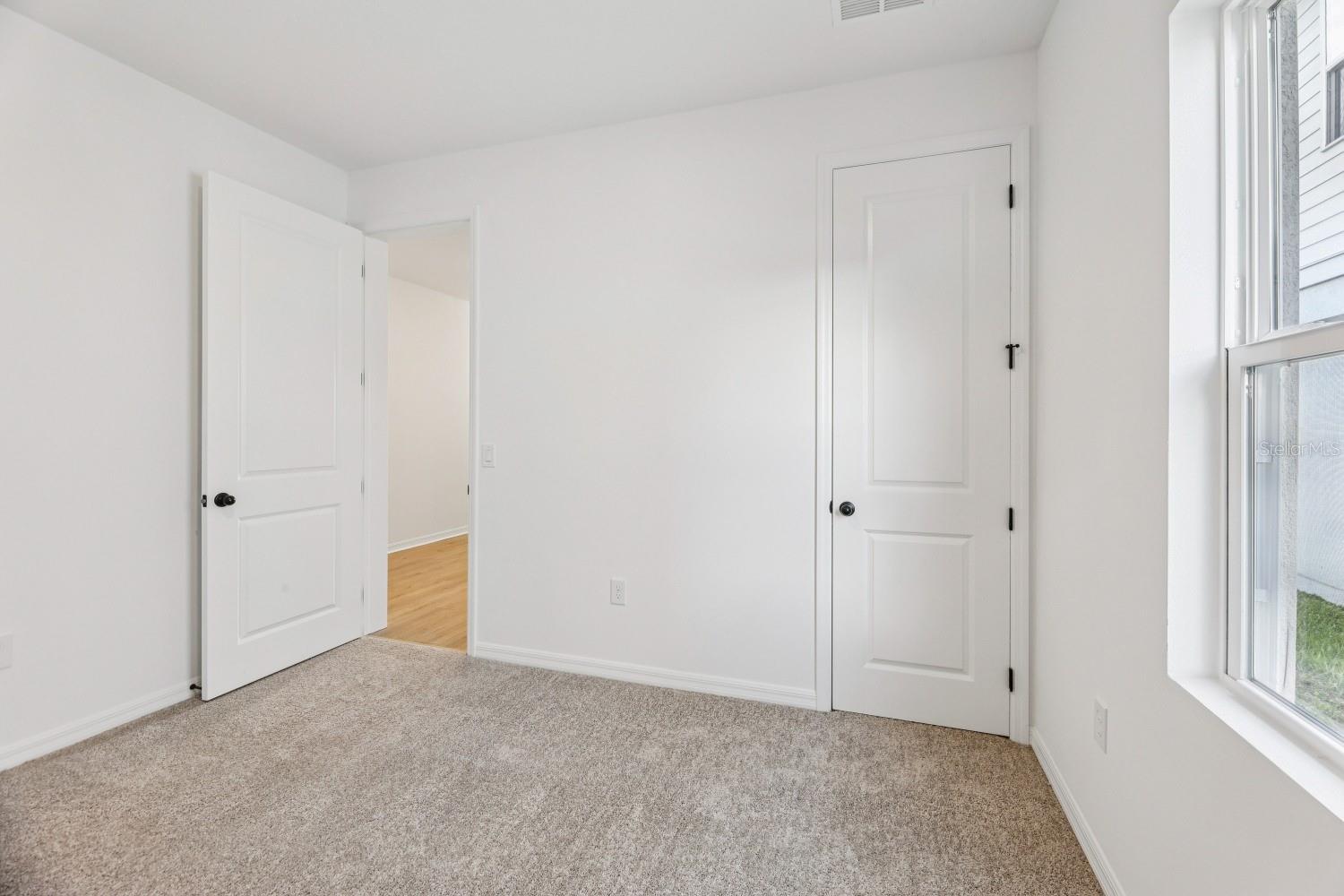 Image 21 of 36 For 5721 Haystack Dr