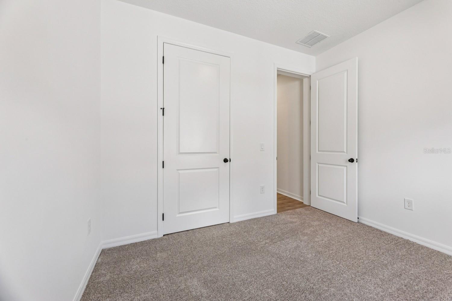 Image 24 of 36 For 5721 Haystack Dr