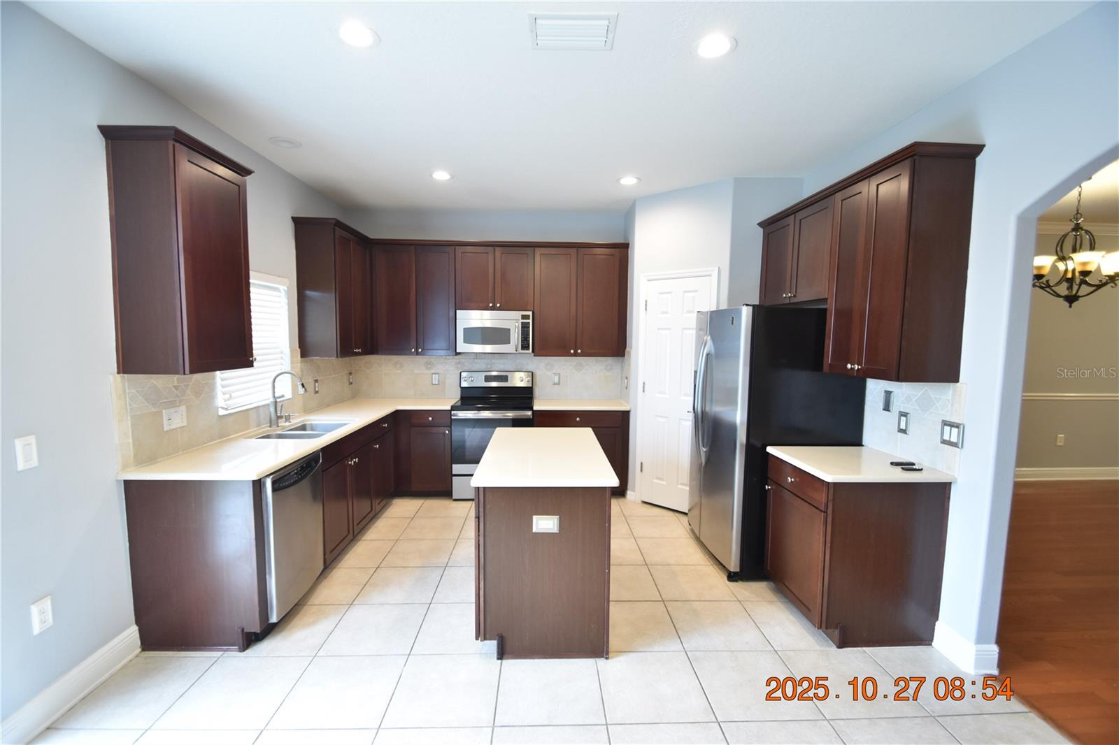 Image 19 of 59 For 8806 Cameron Crest Drive