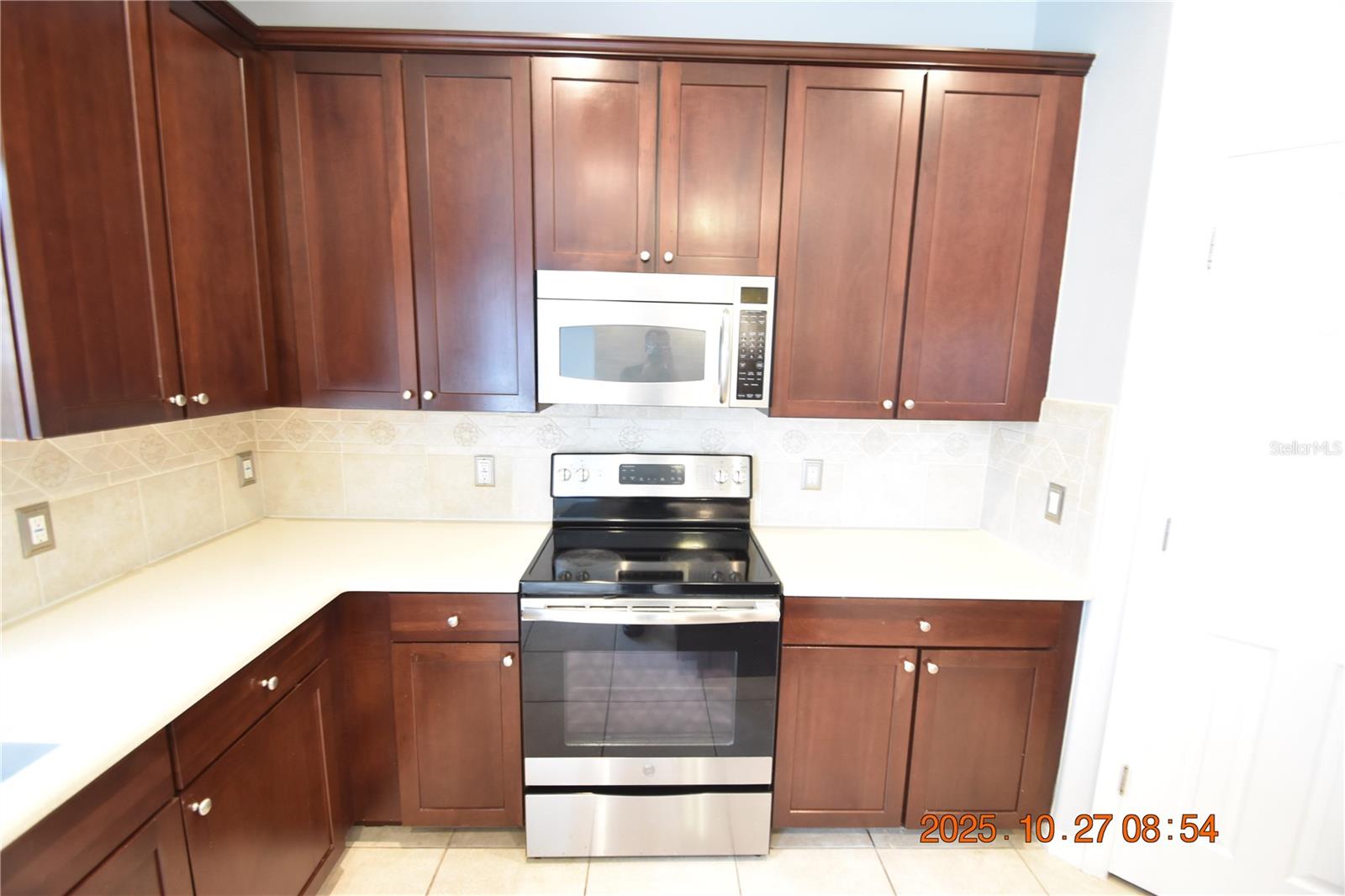 Image 21 of 59 For 8806 Cameron Crest Drive