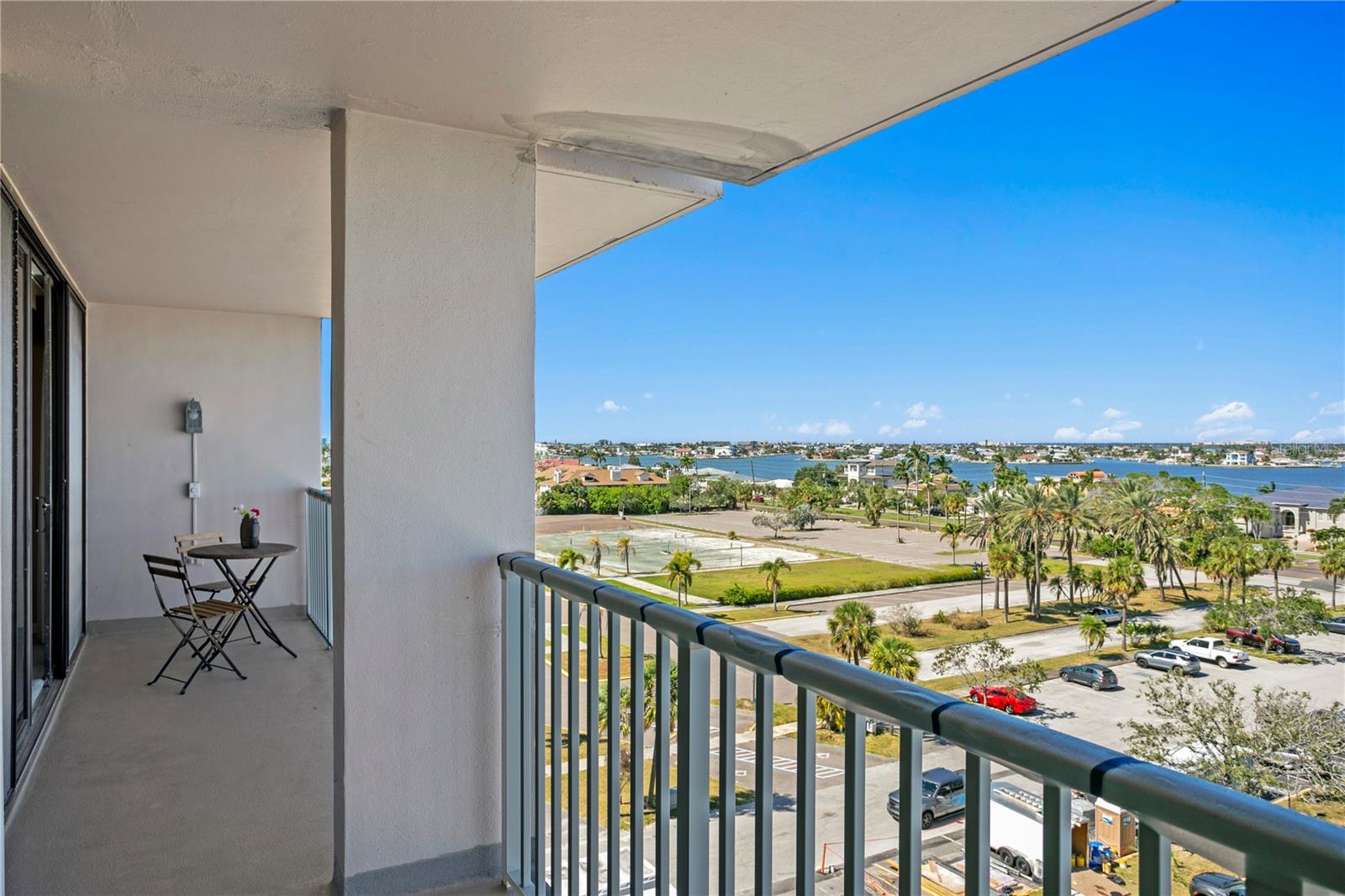 Image 24 of 35 For 450 Treasure Island Causeway 702