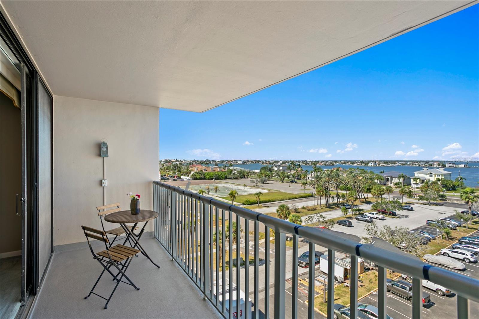 Image 26 of 35 For 450 Treasure Island Causeway 702