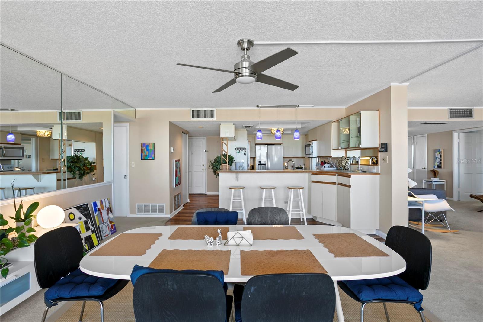 Image 8 of 35 For 450 Treasure Island Causeway 702